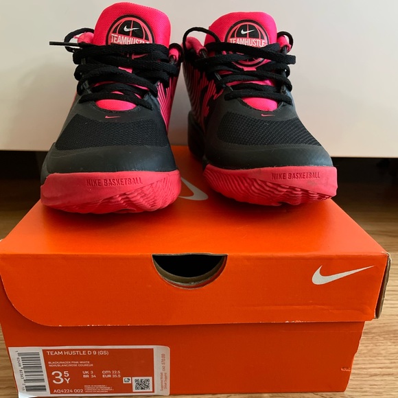 🛑SOLD🛑 Youth Nike shoe 3.5 - Picture 3 of 4